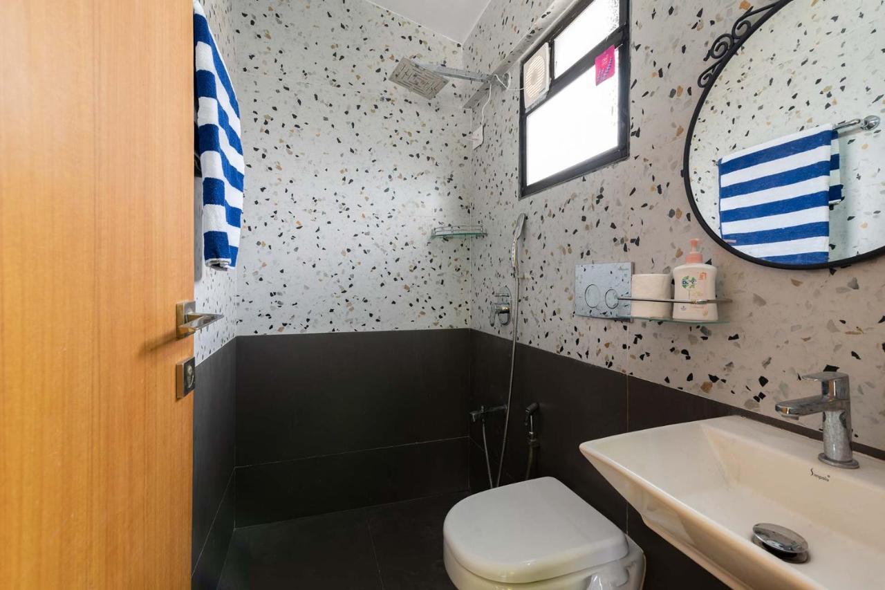 Aqua & Sage By Stayvista - Riverside Villa With Pool & Terrace 卡尔贾特 外观 照片